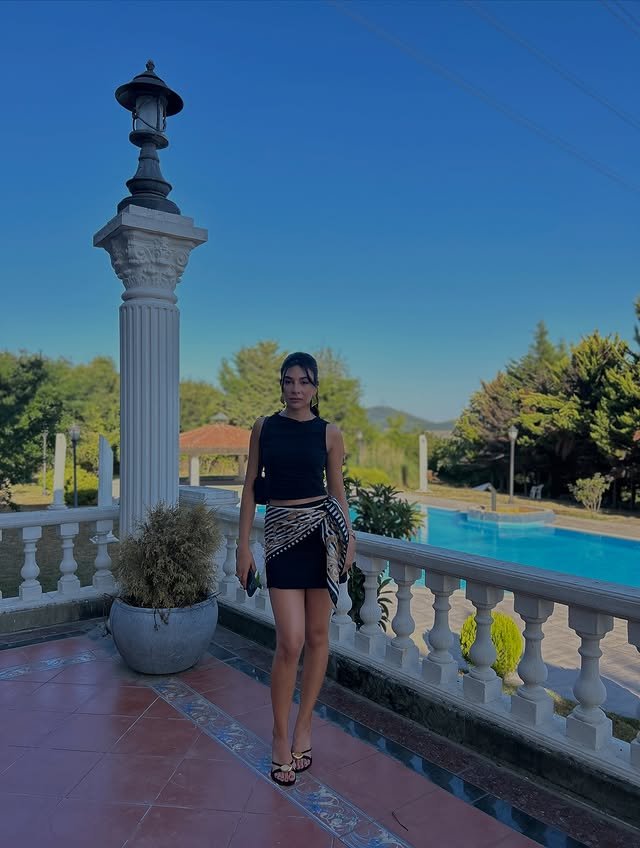 بیوگرافی ساینا شرکت کننده زن روز